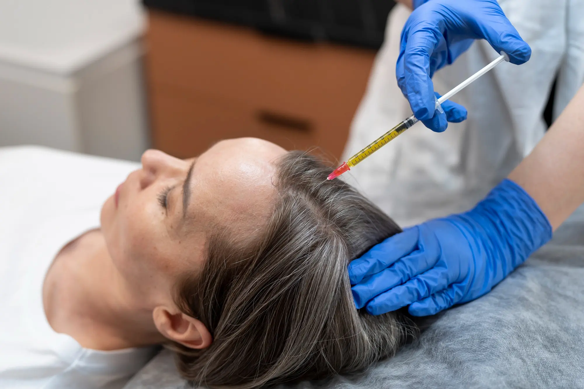 2149341421 - NeoGraft Hair Clinic Chandigarh